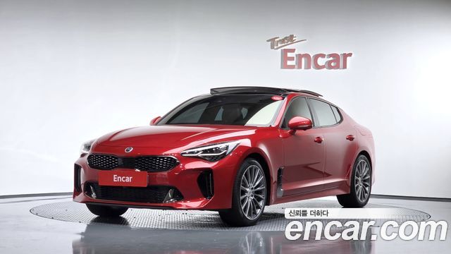 Kia Stinger 2.0 Turbo AWD Platinum - фото 0