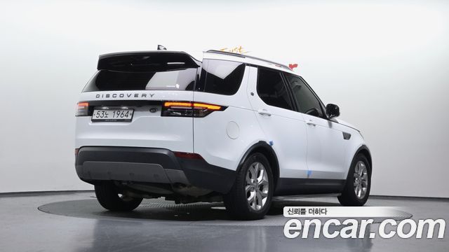 Land Rover Discovery 2.0 SD4 SE - фото 1