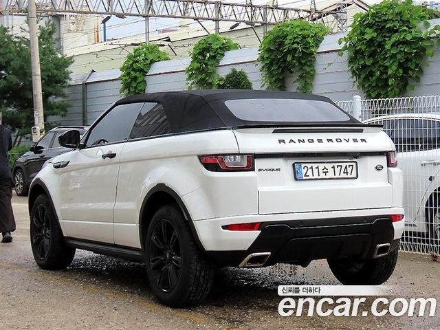 Land Rover Range Rover Evoque 2.0 TD4 SE Dynamic Convertible - фото 2