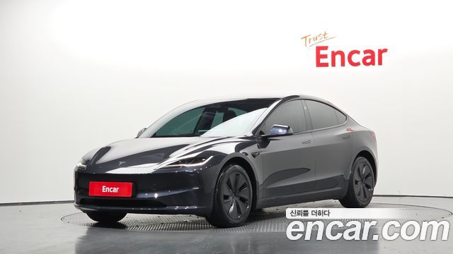 Tesla Model 3 RWD - фото 0