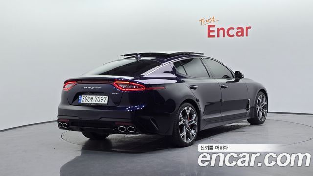Kia Stinger 2.0 Turbo 2WD Platinum - фото 1