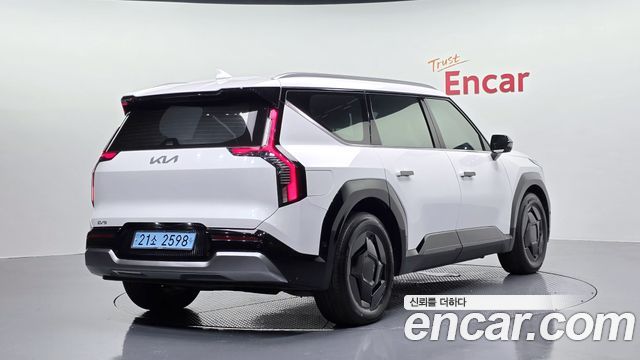 Kia EV9 Long Range 4WD Earth - фото 1