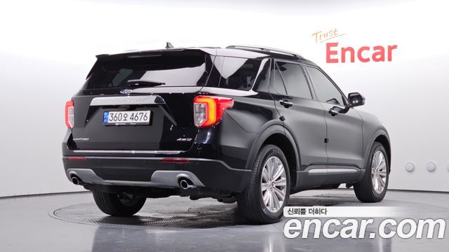 Ford Explorer 6-го поколения 2.3 LimIted 4WD - фото 1