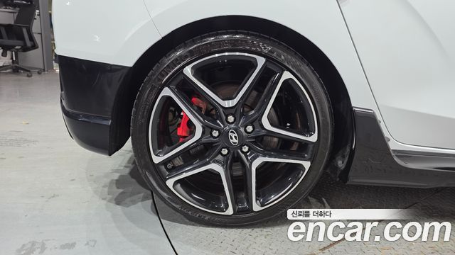 Hyundai Veloster JS 2.0 N - фото 4