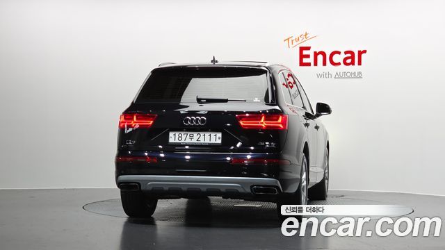 Audi Q7 45 TFSI Quattro - фото 2