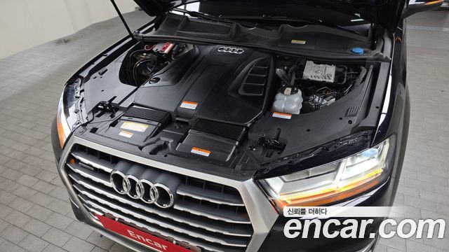 Audi Q7 45 TFSI Quattro - фото 4