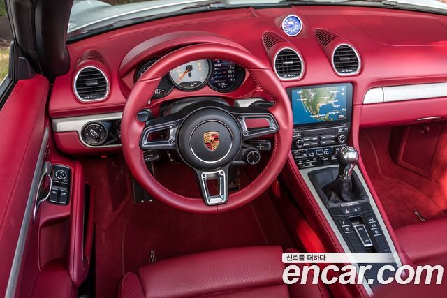 Porsche 718 Boxster 2.0 - фото 3