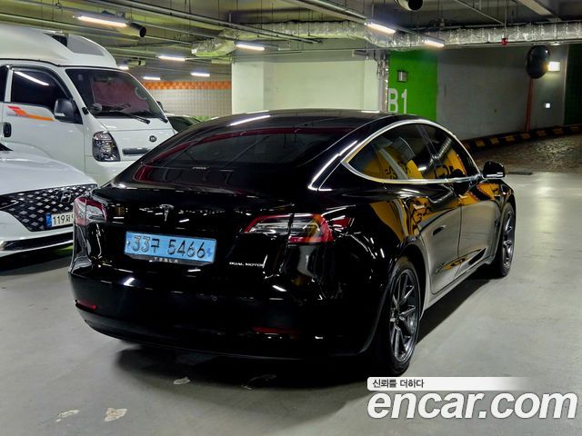 Tesla Model 3 Long Range AWD - фото 2