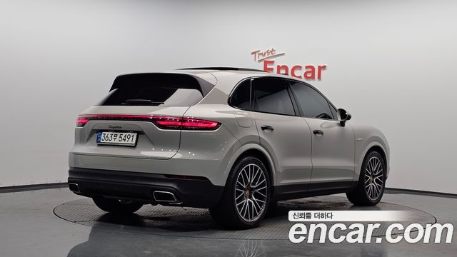 Porsche Cayenne PO536 3.0 E-Hybrid - фото 0