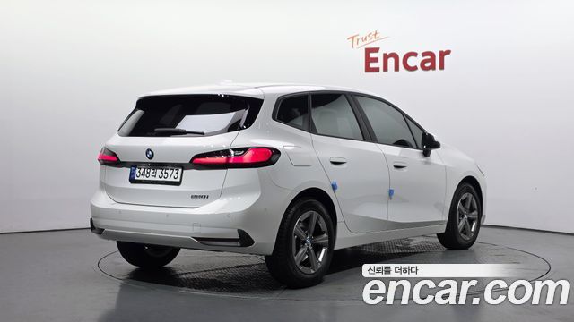 BMW 2 Series Active Tourer U06 220i Advantage - фото 1