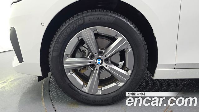 BMW 2 Series Active Tourer U06 220i Advantage - фото 4