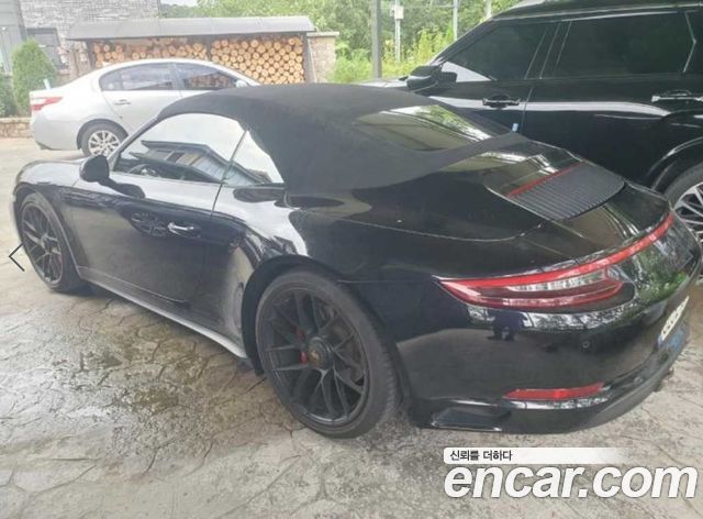Porsche 911 Carrera 4 GTS Cabriolet 991 - фото 2