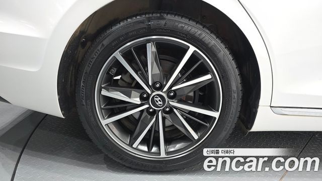 Hyundai Grandeur Новый IG 2.5 Exclusice - фото 4