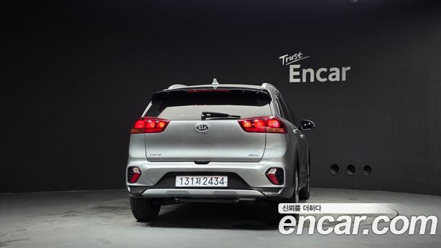 Kia Niro Новый 1.6 HEV Luxury - фото 3