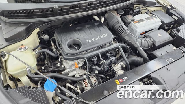 Kia Stonic 1.0 Turbo Prestige - фото 4