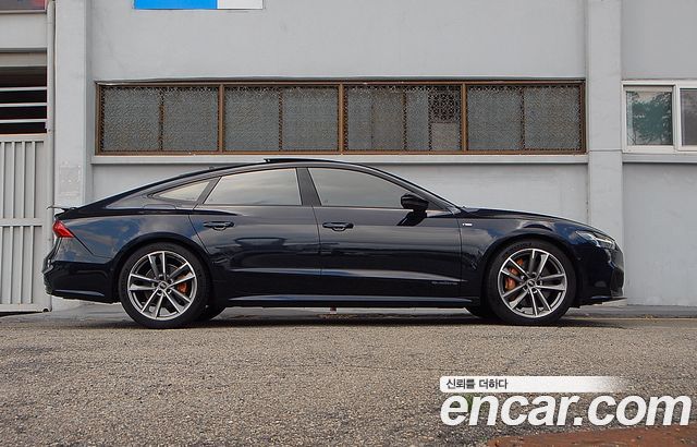 Audi A7 55 TFSI Quattro Premium - фото 1