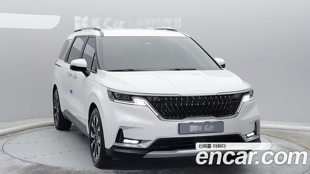 Kia Carnival 4-го поколения 9-Seater Prestige - фото 1