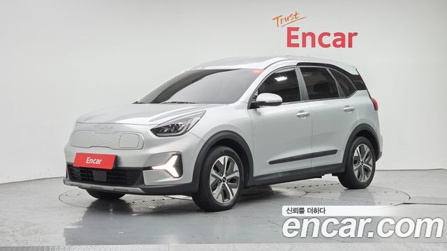 Kia Niro Plus Earth - фото 0