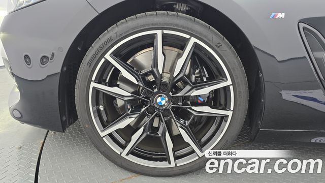 BMW 8 Series G15 M850i xDrive Gran Coupe - фото 4
