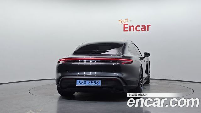 Porsche Taycan 4S - фото 3