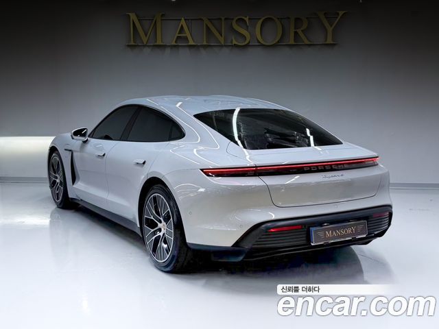 Porsche Taycan Base 4 - фото 1