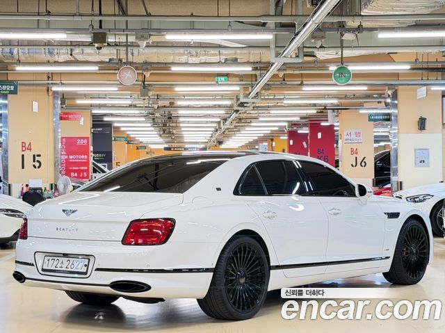 Bentley Flying Spur 3-го поколения 6.0 - фото 1
