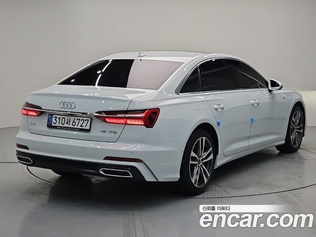 Audi A6 C8 45 TFSI Premium - фото 1