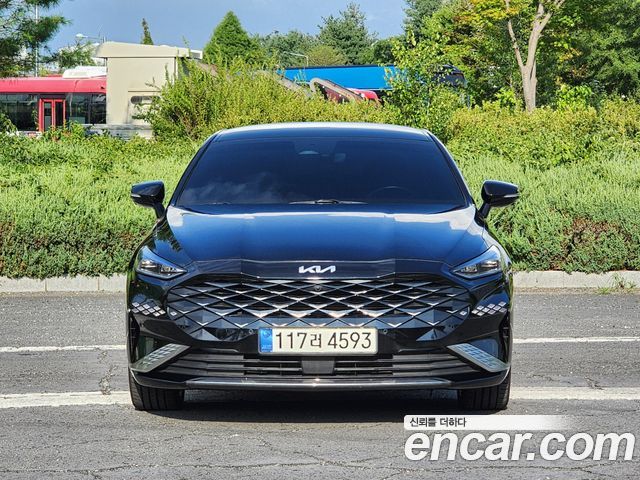 Kia K8 2.5 Gasoline 2WD Noblesse - фото 0