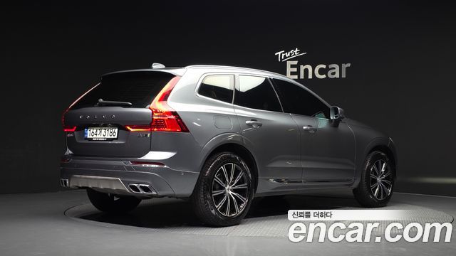 Volvo XC60 2-го поколения B5 Inscription - фото 1