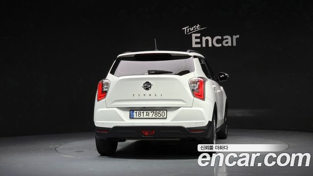 SsangYong Tivoli Gasoline 1.5 2WD V3 - фото 3