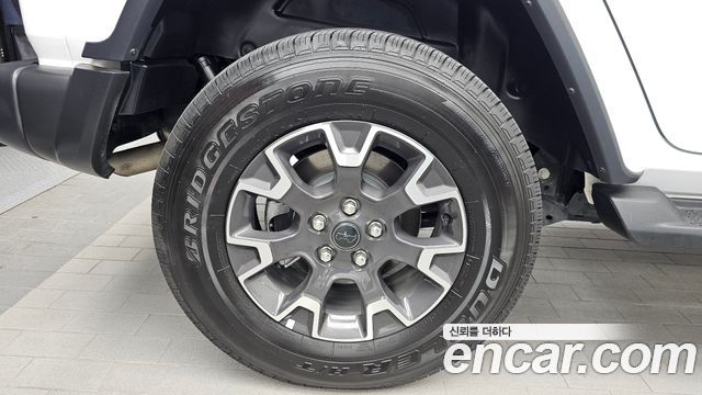 Jeep Wrangler JL 2.0 Sahara Power Top 4Door - фото 4