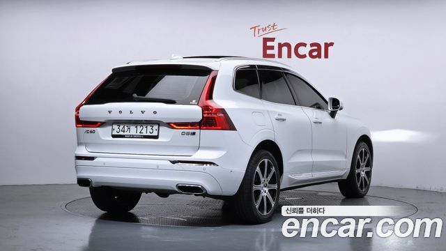 Volvo XC60 2-го поколения D5 Inscription - фото 1