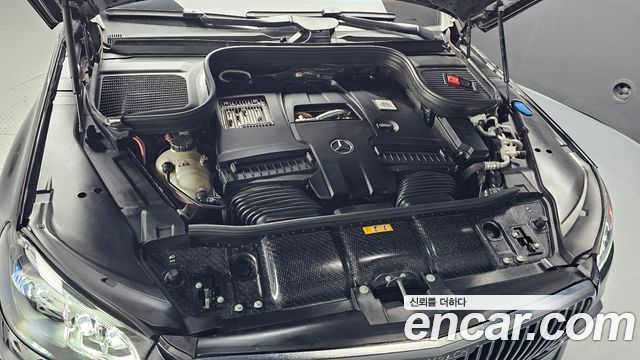 Mercedes-Benz GLS-Class X167 Maybach GLS600 4MATIC - фото 4