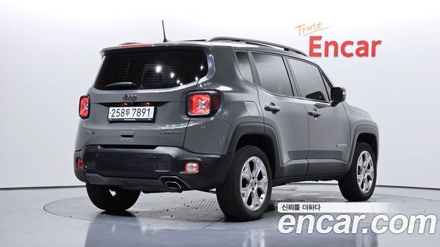 Jeep Renegade 2.4 Limited AWD - фото 1