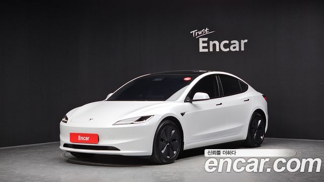 Tesla Model 3 Long Range AWD - фото 0