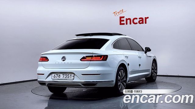 Volkswagen Arteon 2.0 TDI Premium - фото 3