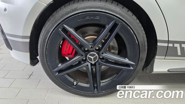 Mercedes-Benz A-Class W176 A45 AMG 4MATIC - фото 4