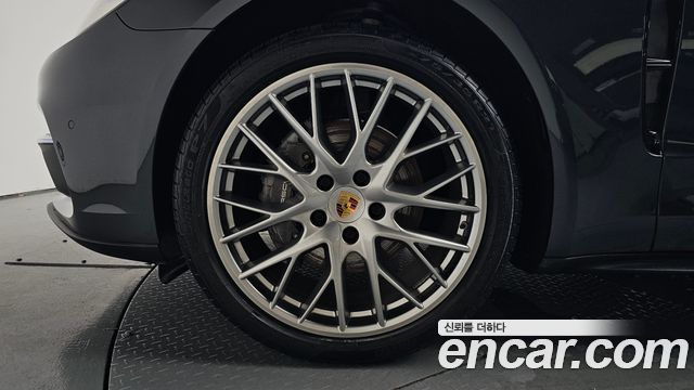 Porsche Panamera 3.0 AWD - фото 4