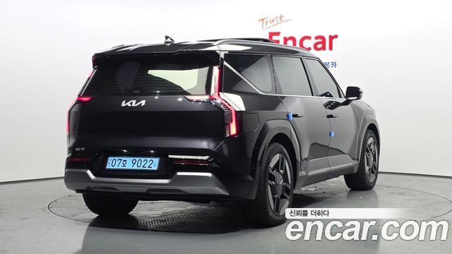 Kia EV9 Long Range 4WD Earth - фото 1