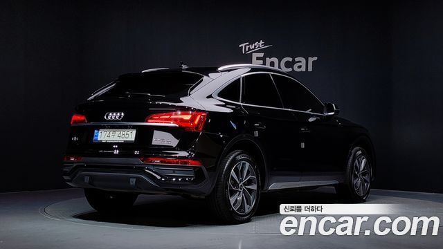 Audi Q5 FY 45 TFSI Quattro Sportback - фото 1