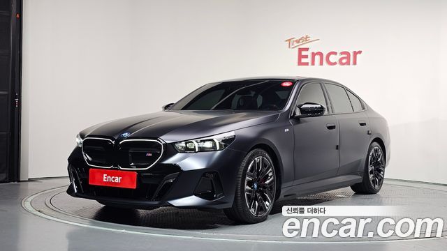 BMW i5 G60 M60 xDrive - фото 0