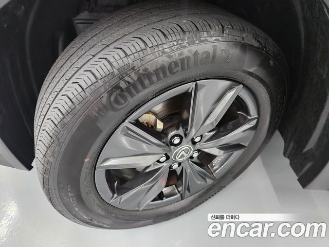 Lexus UX 300h 2.0 2WD - фото 4