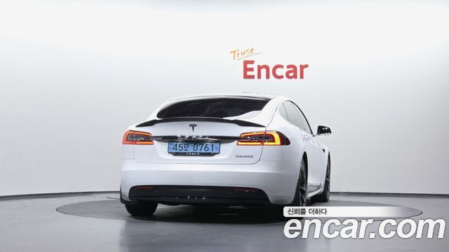 Tesla Model S Long Range - фото 3