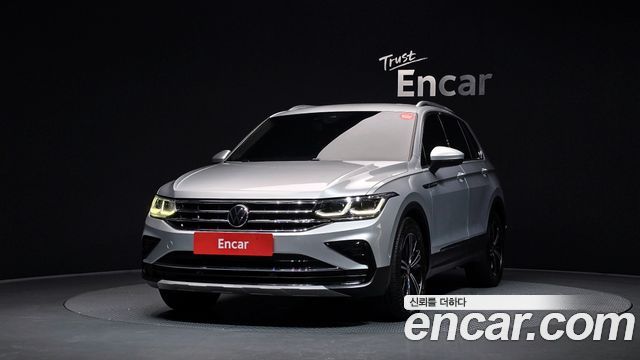 Volkswagen Tiguan 2-го поколения 2.0 TDI Premium - фото 2