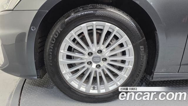 Audi A6 C8 45 TFSI Premium - фото 4