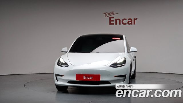 Tesla Model 3 Standard Range Plue RWD - фото 1