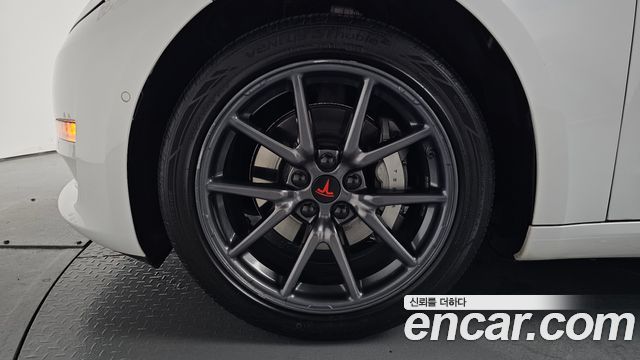Tesla Model 3 Standard Range Plue RWD - фото 3