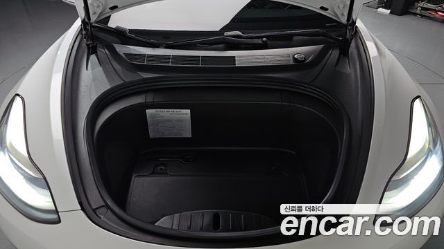 Tesla Model 3 Standard Range Plue RWD - фото 4