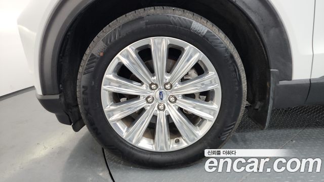 Ford Explorer 6-го поколения 2.3 LimIted 4WD - фото 4