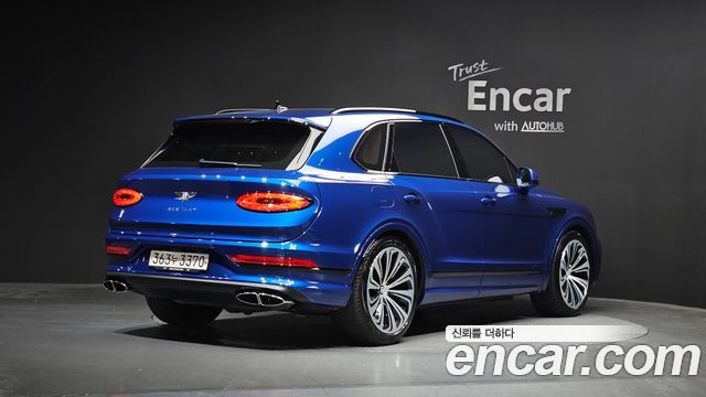 Bentley Bentayga 4.0 V8 - фото 0